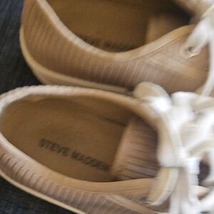 Steve Madden Tan Sneakers